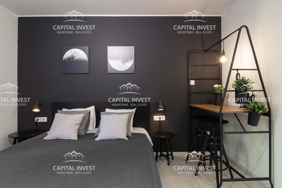 Casa con sei appartamenti, piscina, centro, Pula