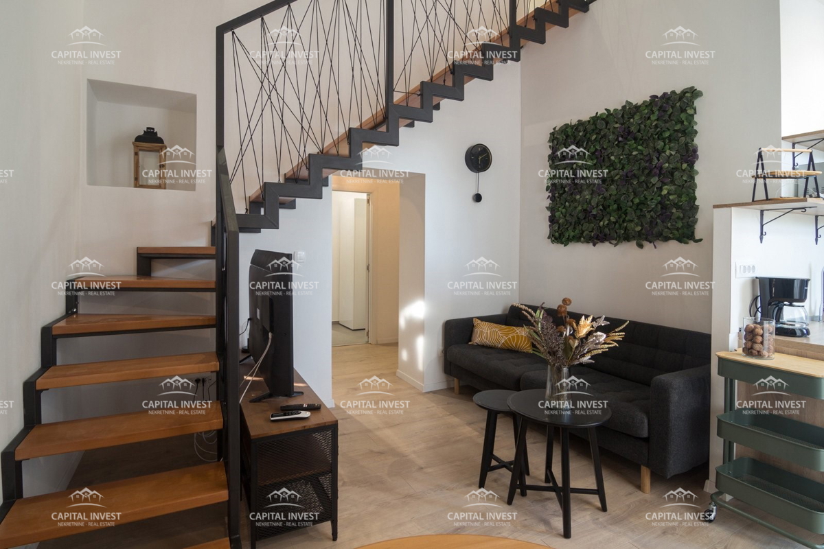 Casa con sei appartamenti, piscina, centro, Pula