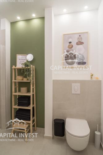 Casa con sei appartamenti, piscina, centro, Pula