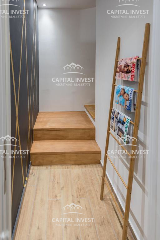 Casa con sei appartamenti, piscina, centro, Pula