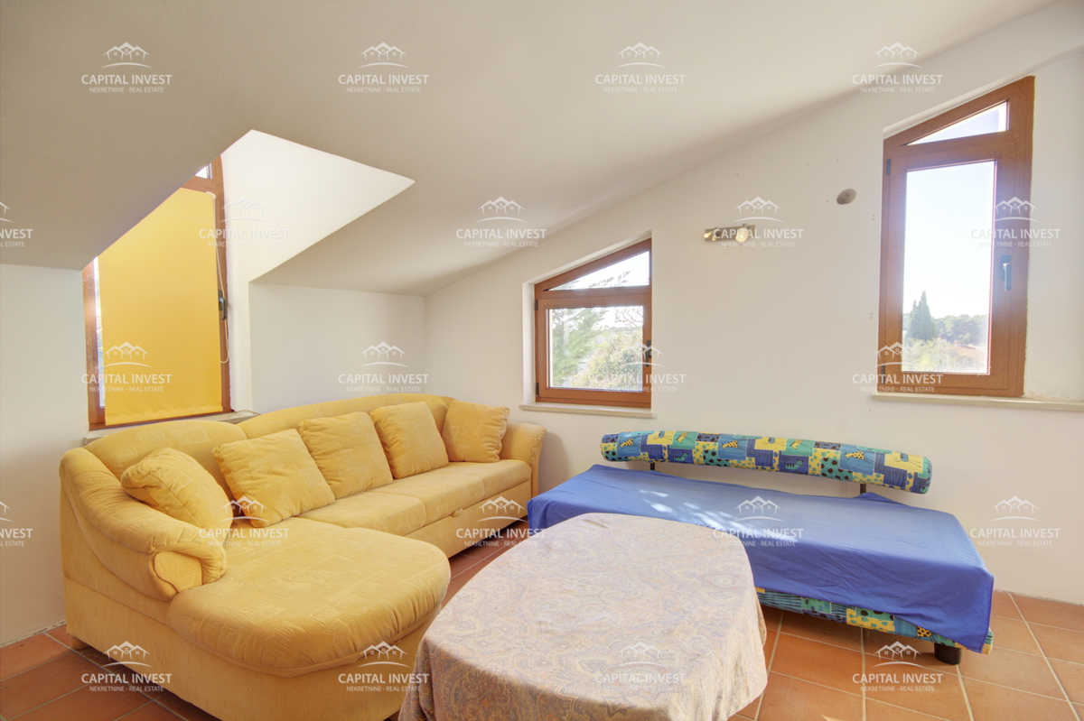 Casa con ampio terreno vicino al mare, Medulin, Istria