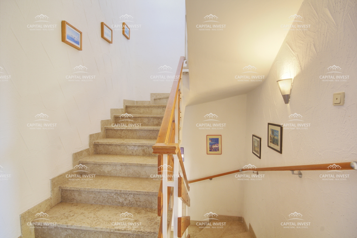 Casa con ampio terreno vicino al mare, Medulin, Istria