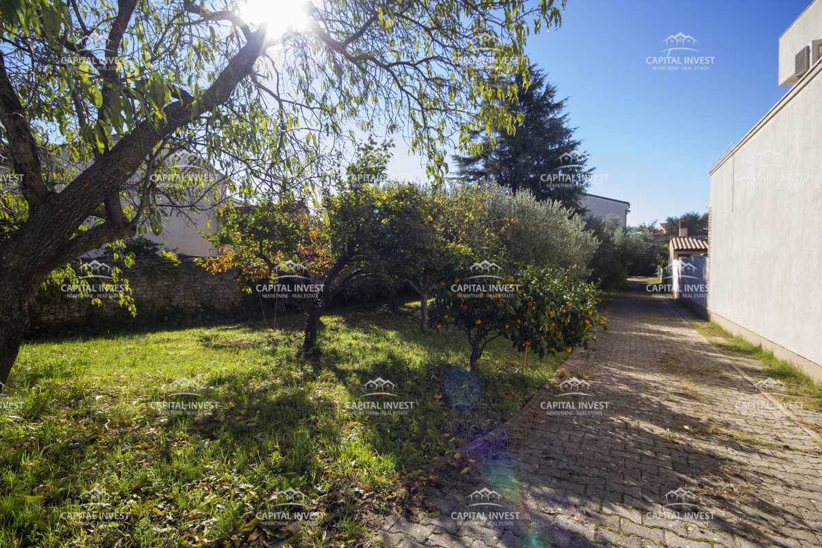 Casa con ampio terreno vicino al mare, Medulin, Istria