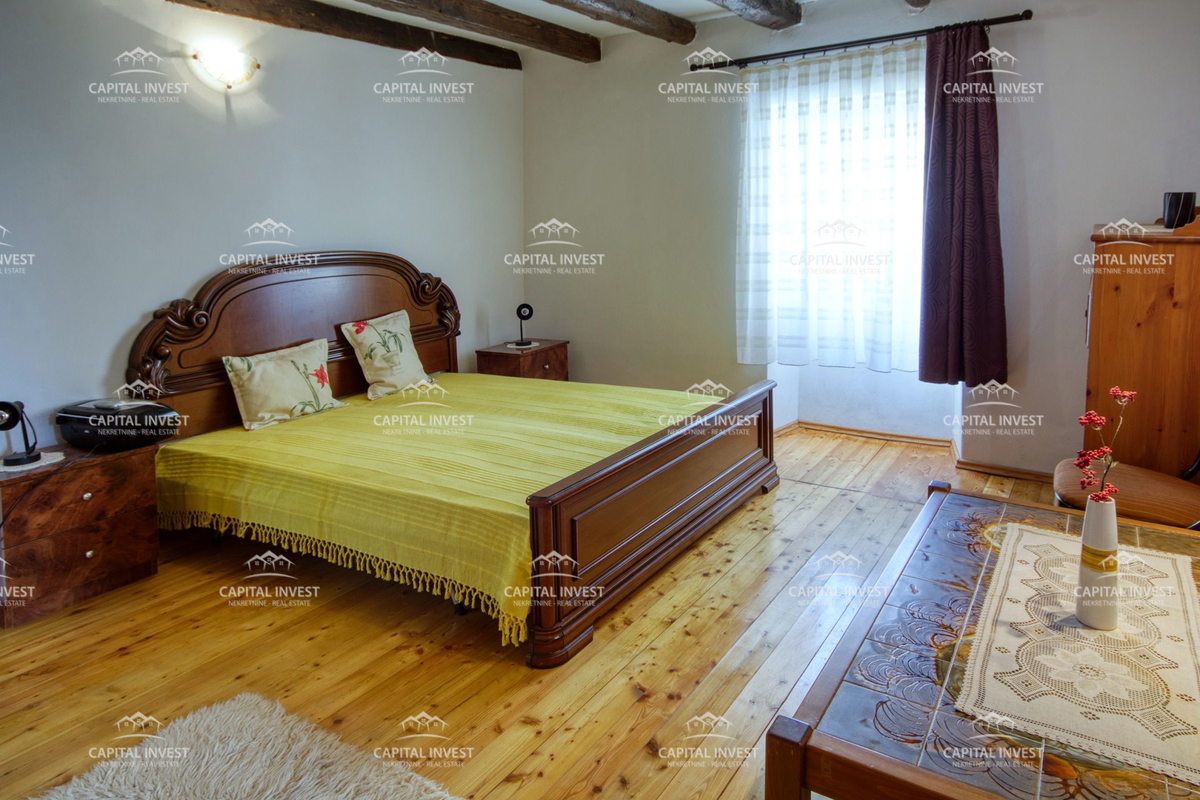 Casa in pietra a Krnica, località Pavićini