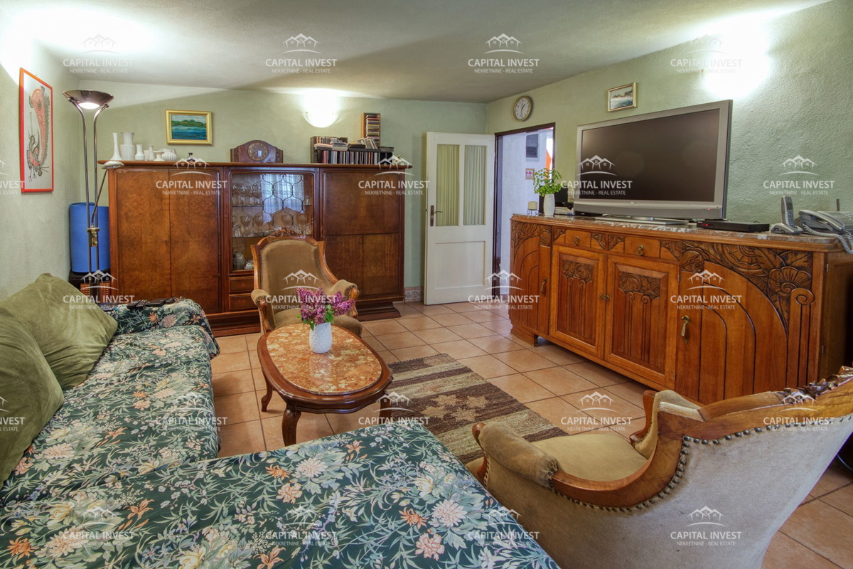 Casa in pietra a Krnica, località Pavićini