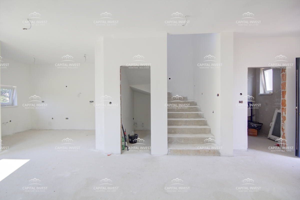 Appartamento su due piani, Istria, Ližnjan