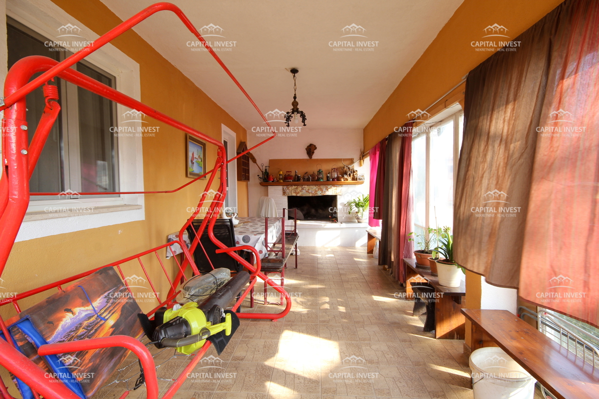 Casa, Tre appartamenti, Grande giardino, Garage, Šišan, Istra