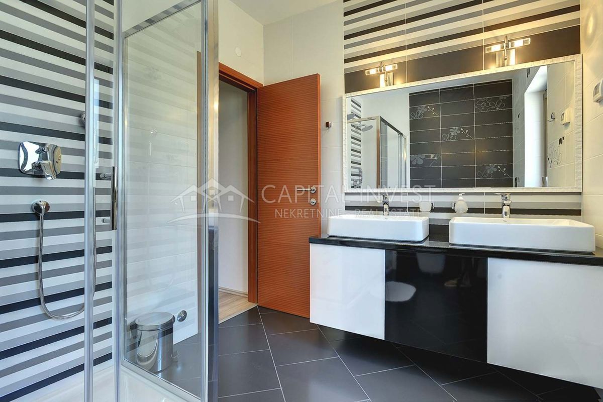 Casa Rovinjsko Selo, Rovinj, 400m2