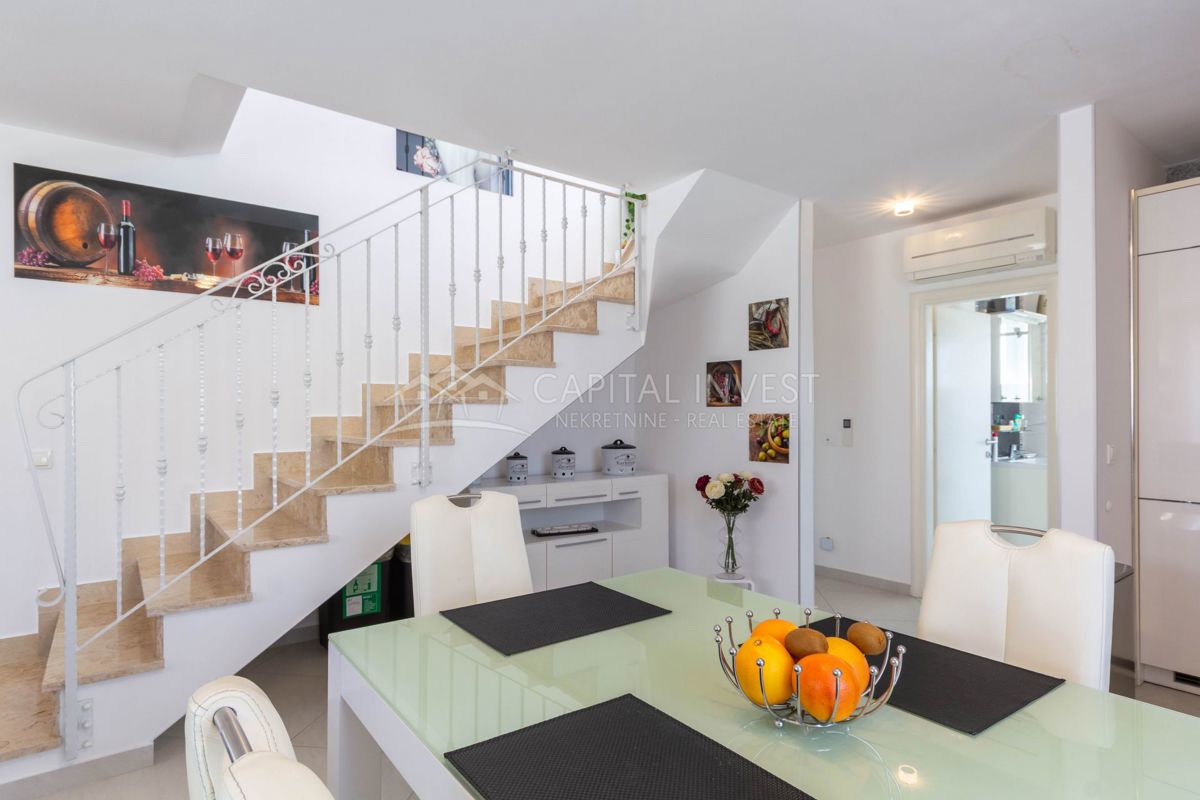 Appartamento duplex, tre terrazze, Pola, Šijana