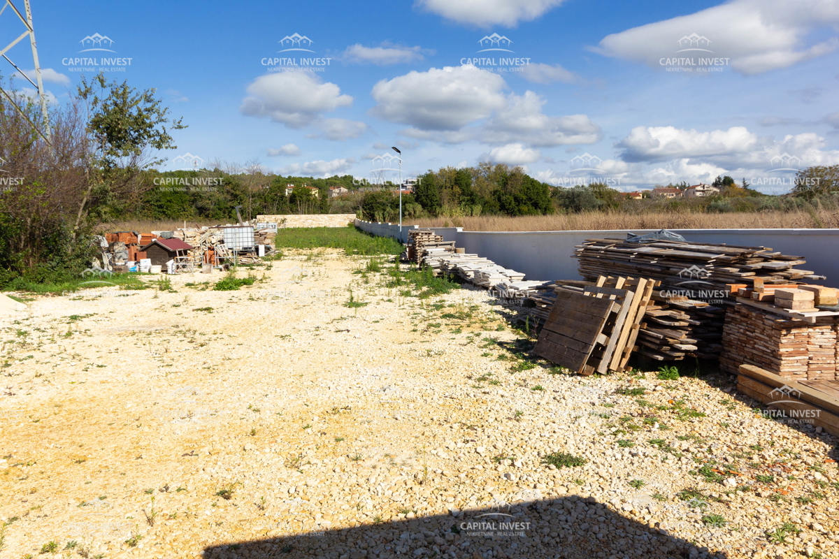 Terreno agricolo, Recintato, Pola, Istria