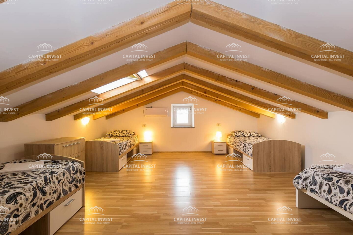 Casa con piscina, terrazza, giardino, Pula, Istra