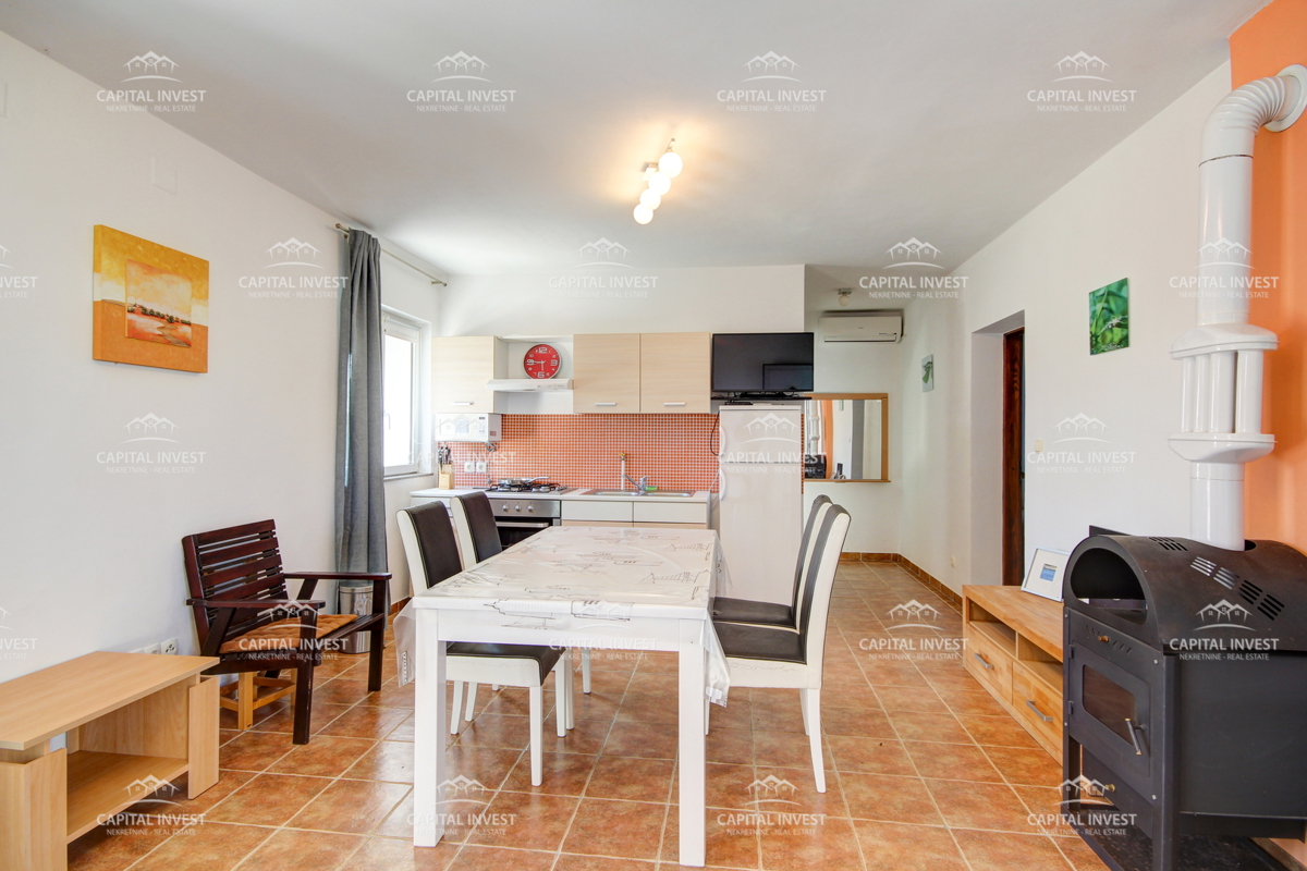 Casa, Due appartamenti, Piscina, Grande giardino, Barban, Istria