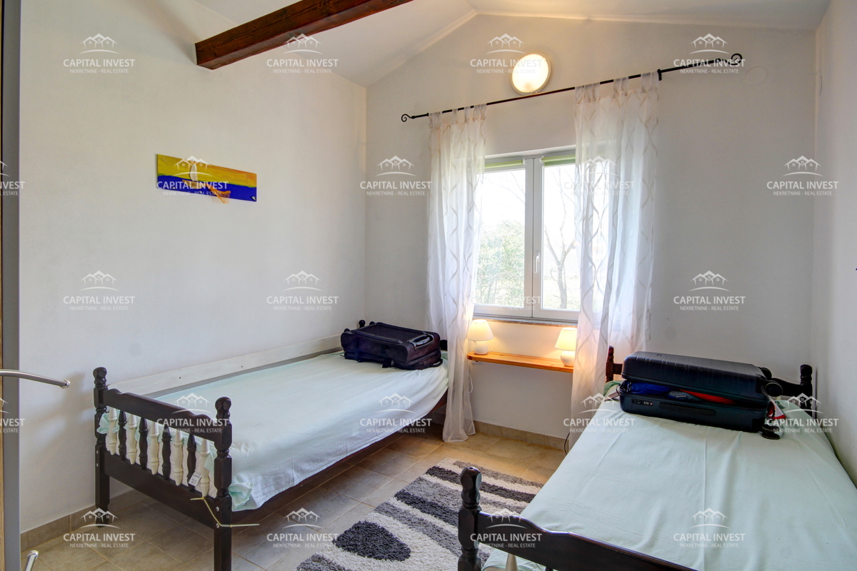 Casa, Due appartamenti, Piscina, Grande giardino, Barban, Istria