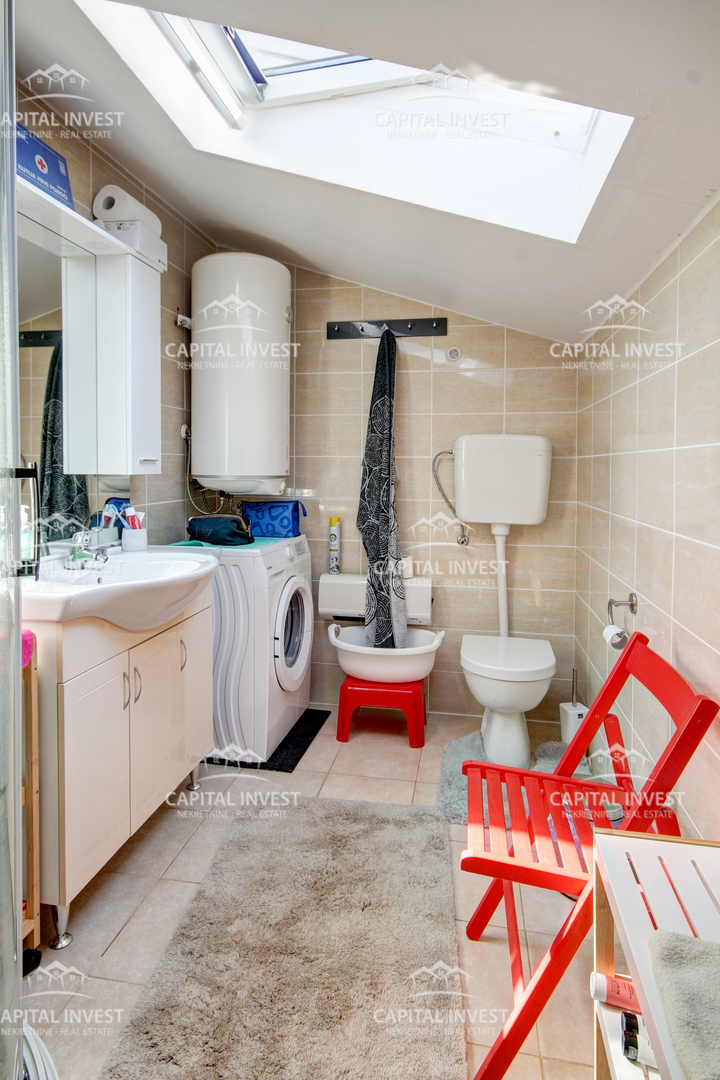 Casa, Due appartamenti, Piscina, Grande giardino, Barban, Istria