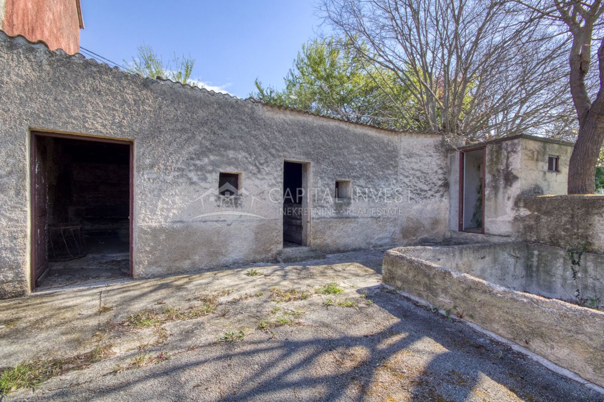 Casa Smoljanci, Svetvinčenat, 200m2