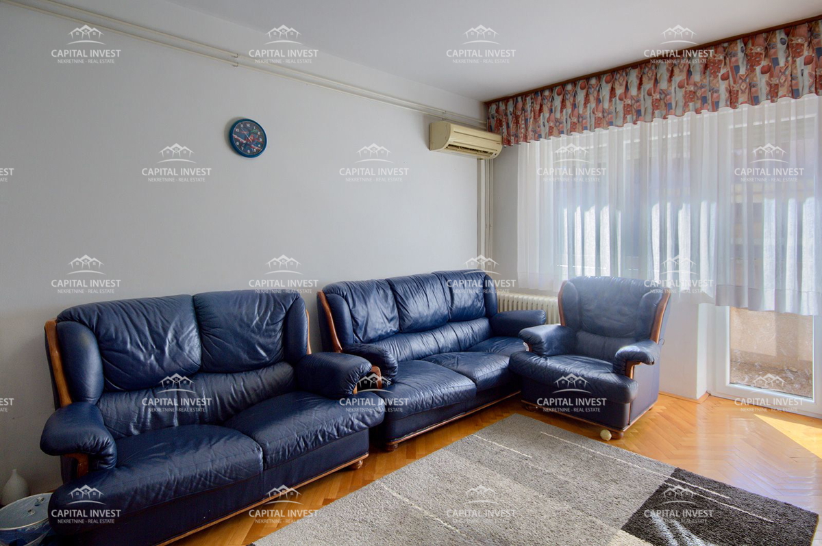 Appartamento con due camere, primo piano, centro, Pola