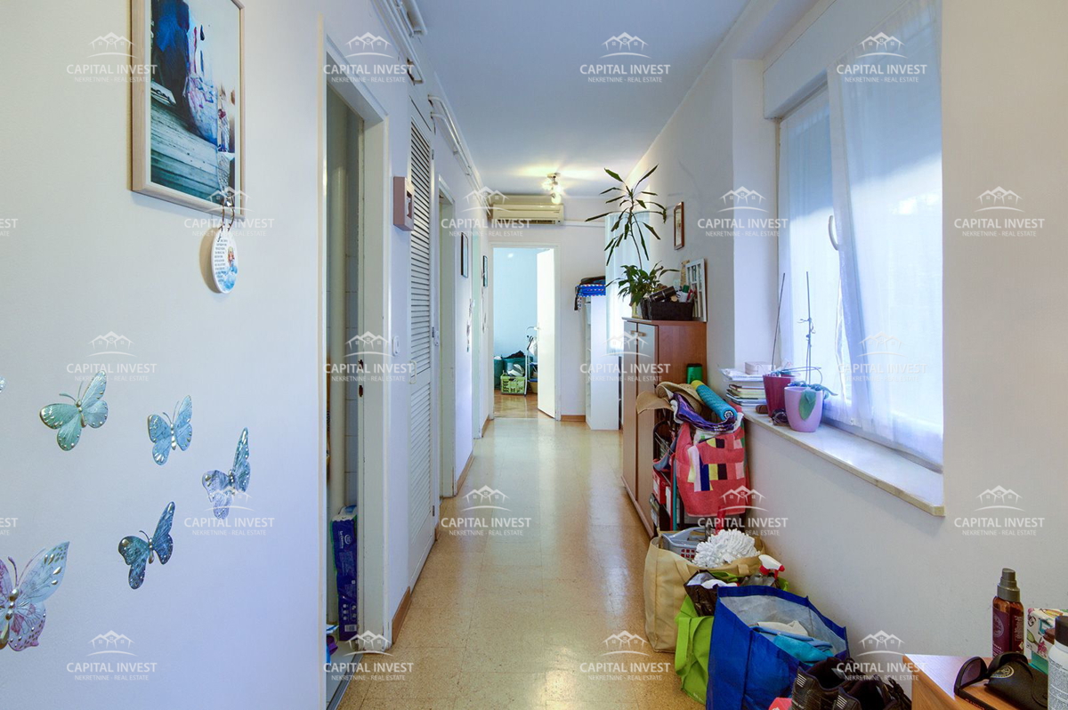 Appartamento con due camere, primo piano, centro, Pola