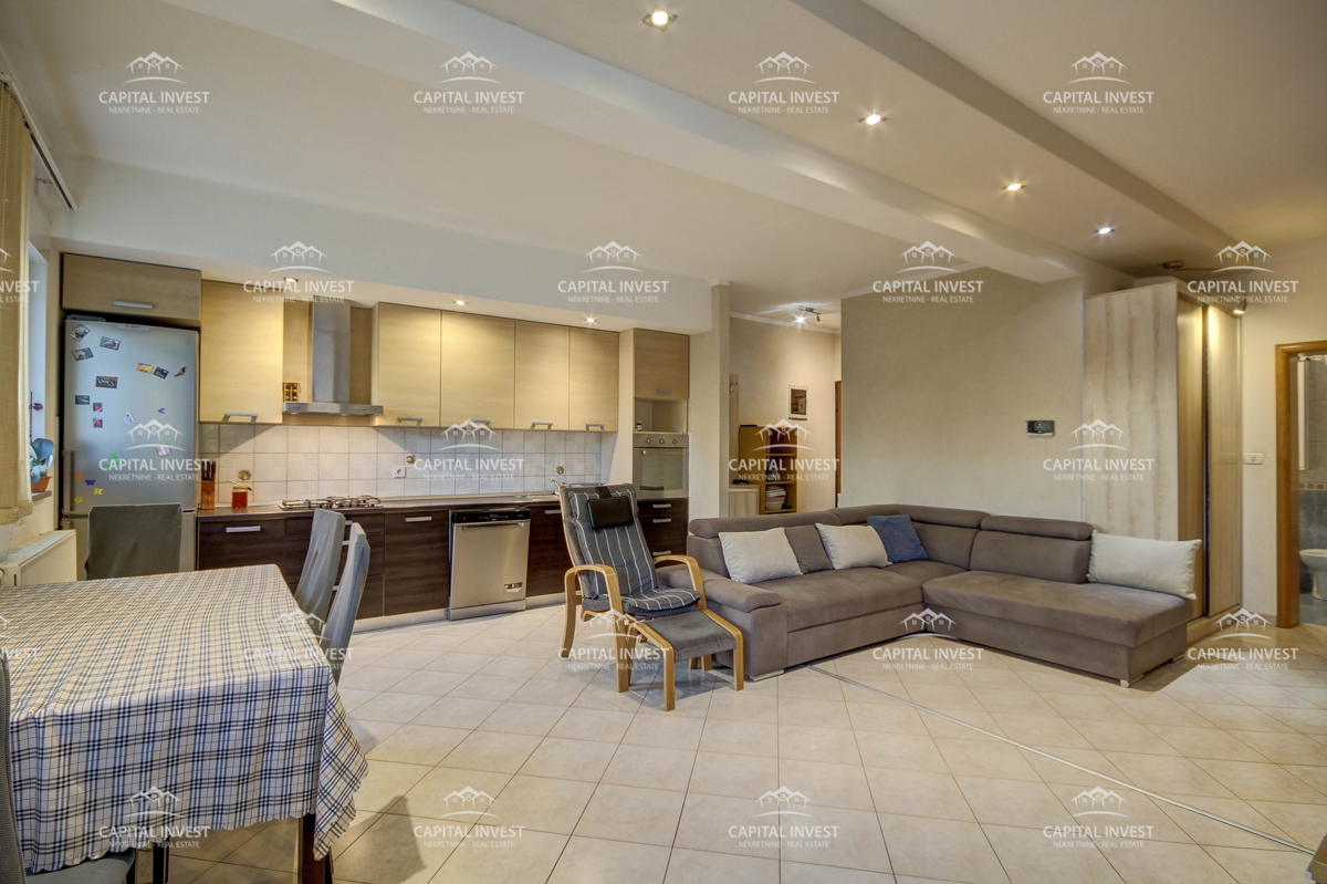 Appartamento trilocale, Monvidal, Pola, Istria