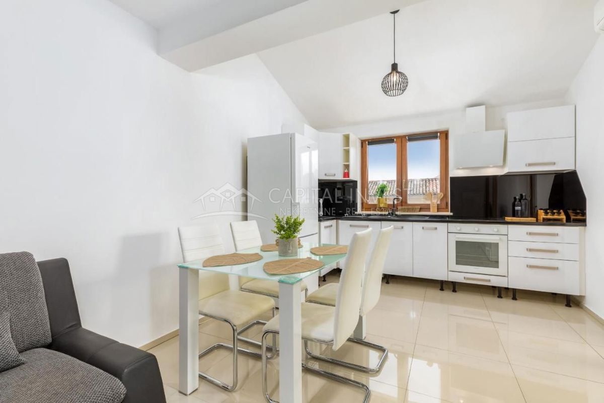 Appartamento con terrazza, Kaštanjer, Pola