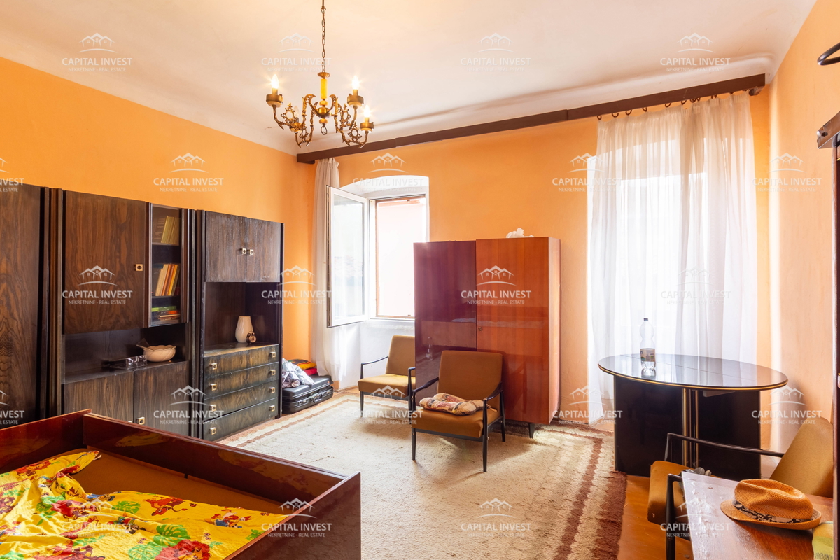 Appartamento quadrilocale nel centro storico di Pola, Istria