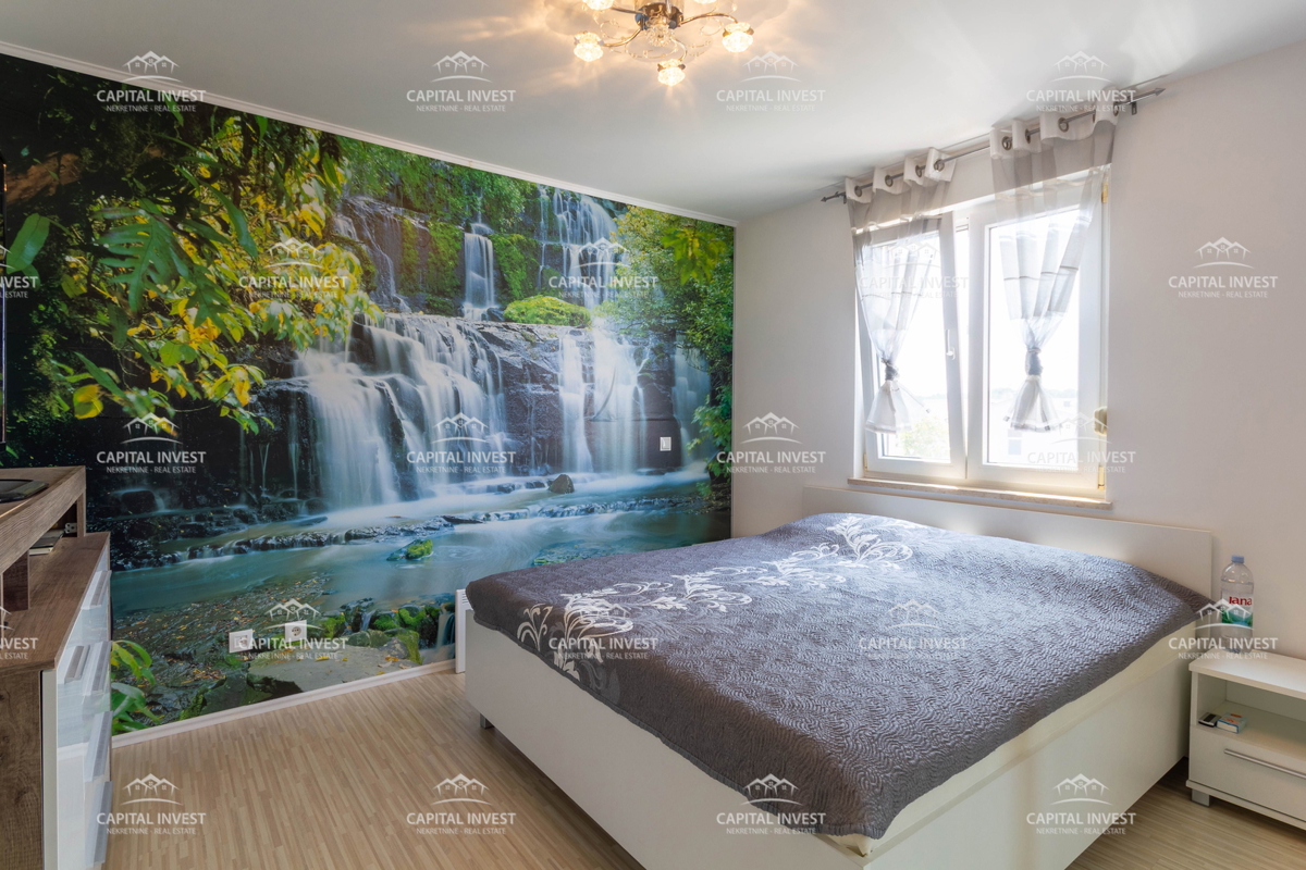 Appartamento su due piani, tre terrazze, Pola, Šijana