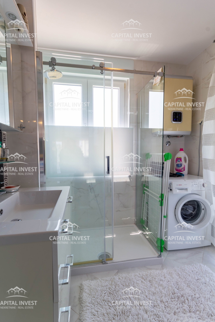 Appartamento su due piani, tre terrazze, Pola, Šijana