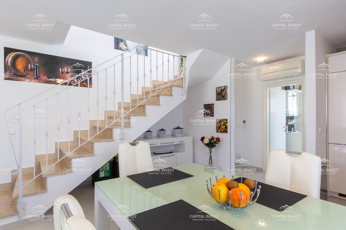 Appartamento su due piani, tre terrazze, Pola, Šijana