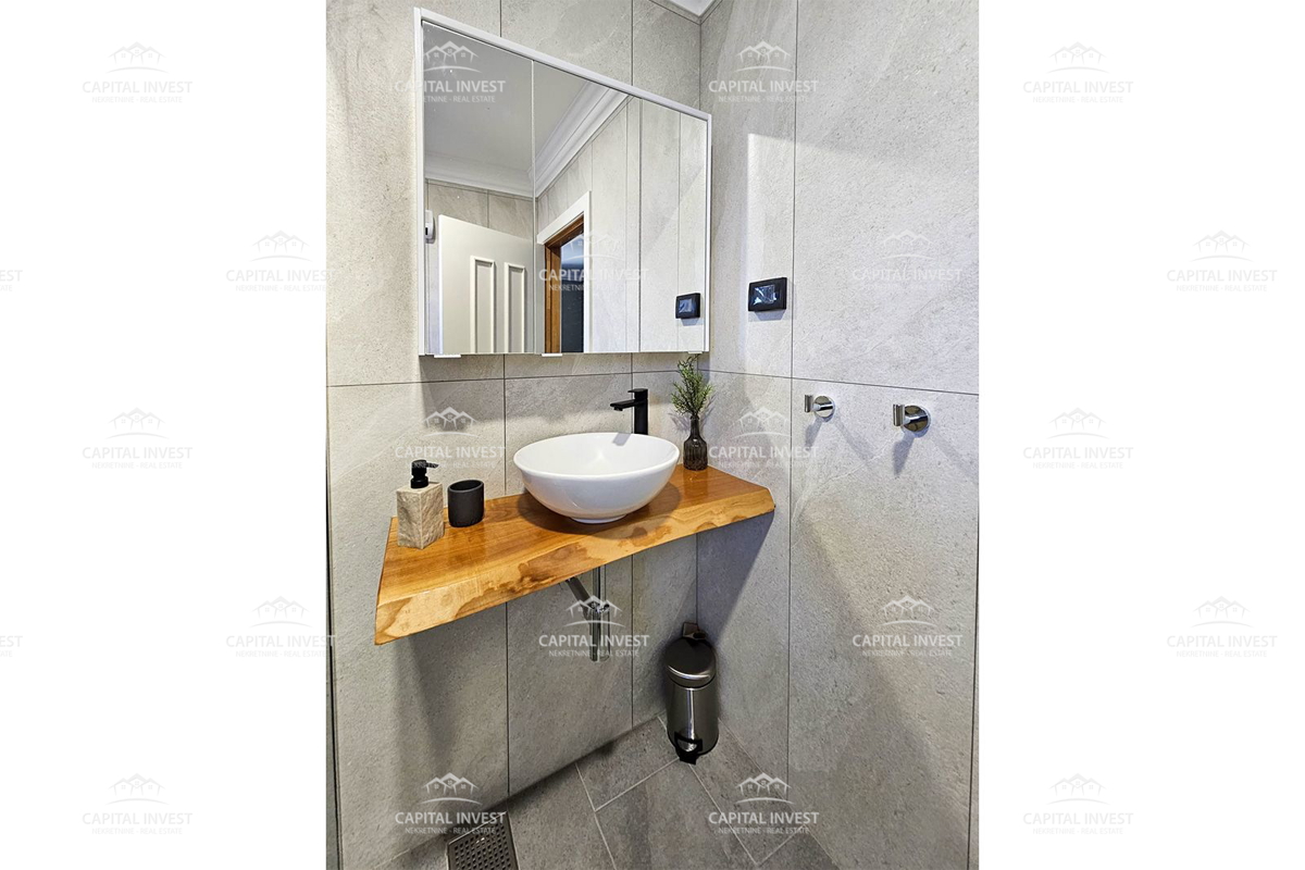 Casa con piscina su un ampio terreno, Štokovci, Istria