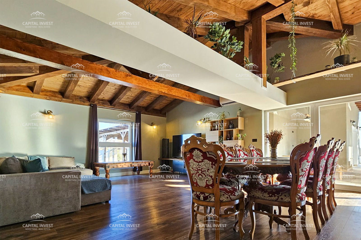 Casa con piscina su un ampio terreno, Štokovci, Istria