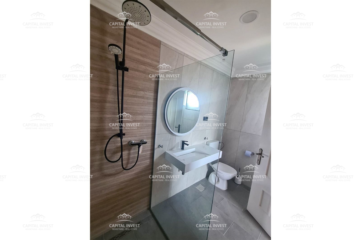 Casa con piscina su un ampio terreno, Štokovci, Istria