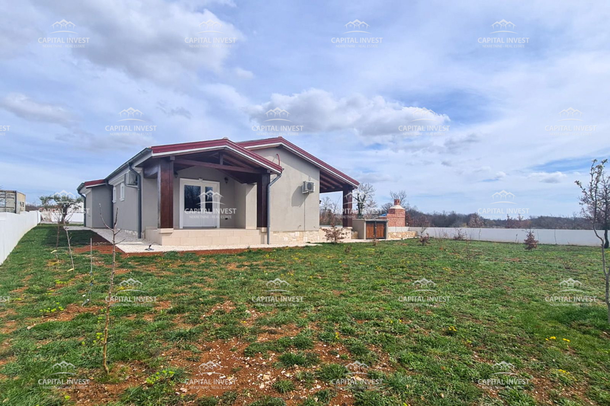 Casa con piscina su un ampio terreno, Štokovci, Istria
