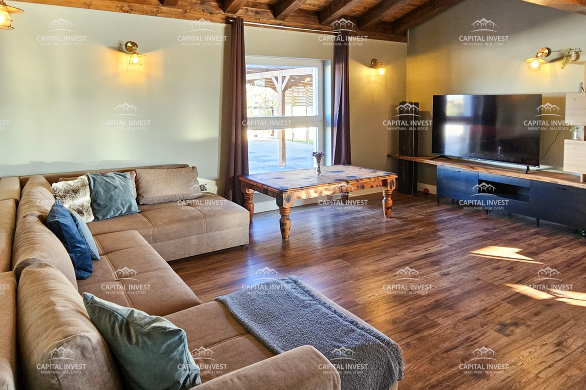 Casa con piscina su un ampio terreno, Štokovci, Istria