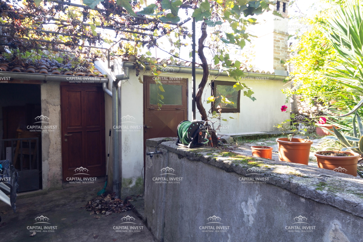 Quadrilocale con giardino, Pola, Istria