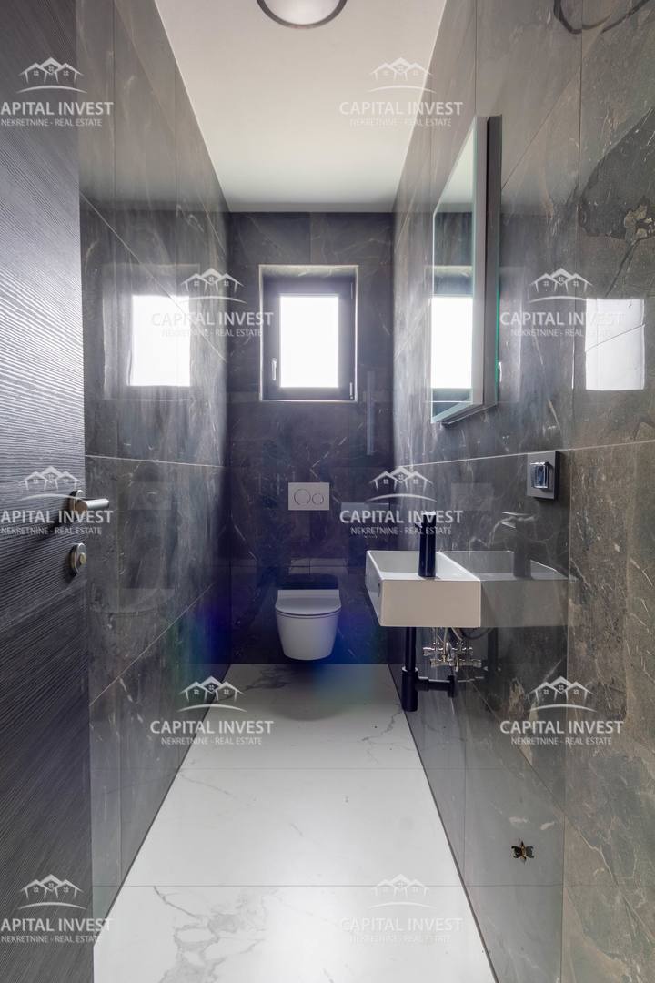 Appartamento trilocale al primo piano, Štinjan, Istria