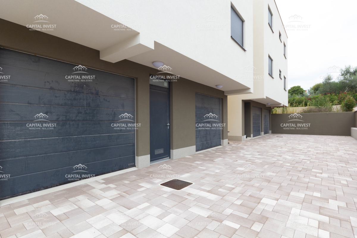 Appartamento trilocale al primo piano, Štinjan, Istria