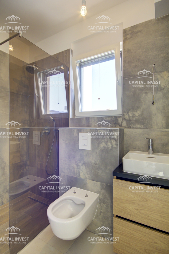 Ampio appartamento con vista sul mare, Banjole, Istria