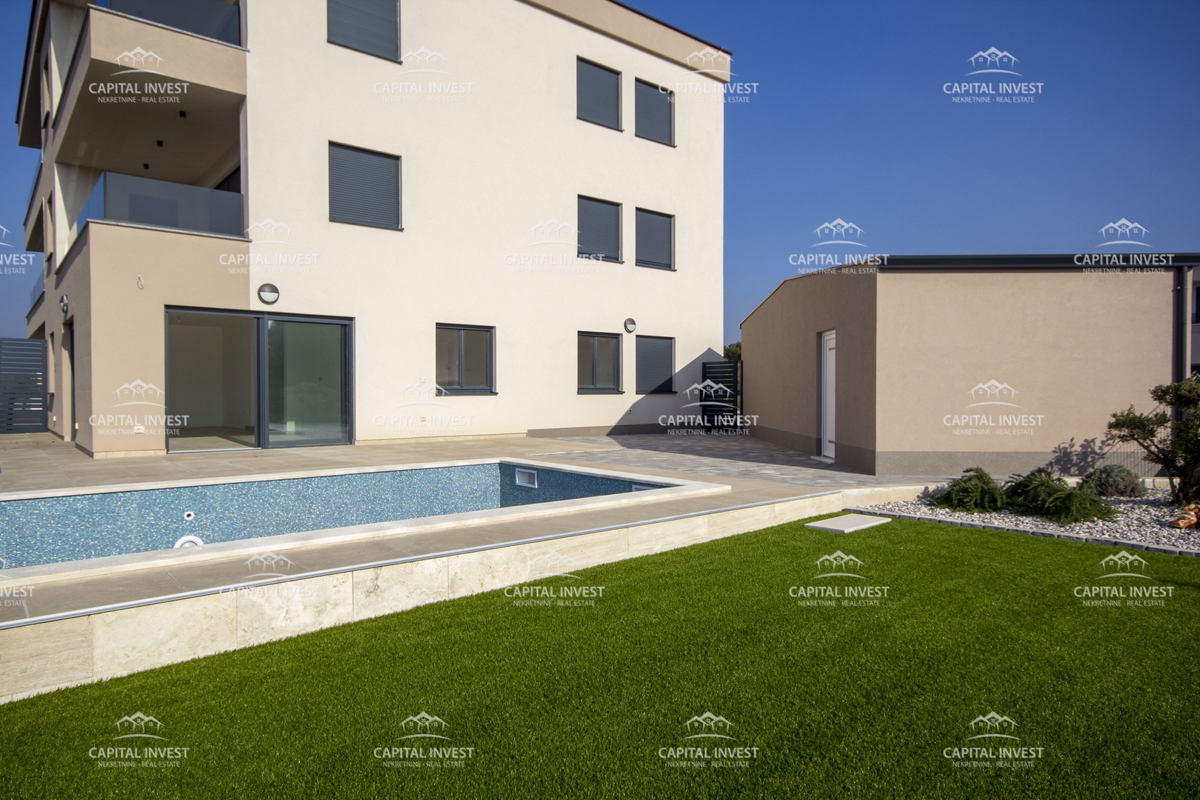 Ampio appartamento con vista sul mare, Banjole, Istria