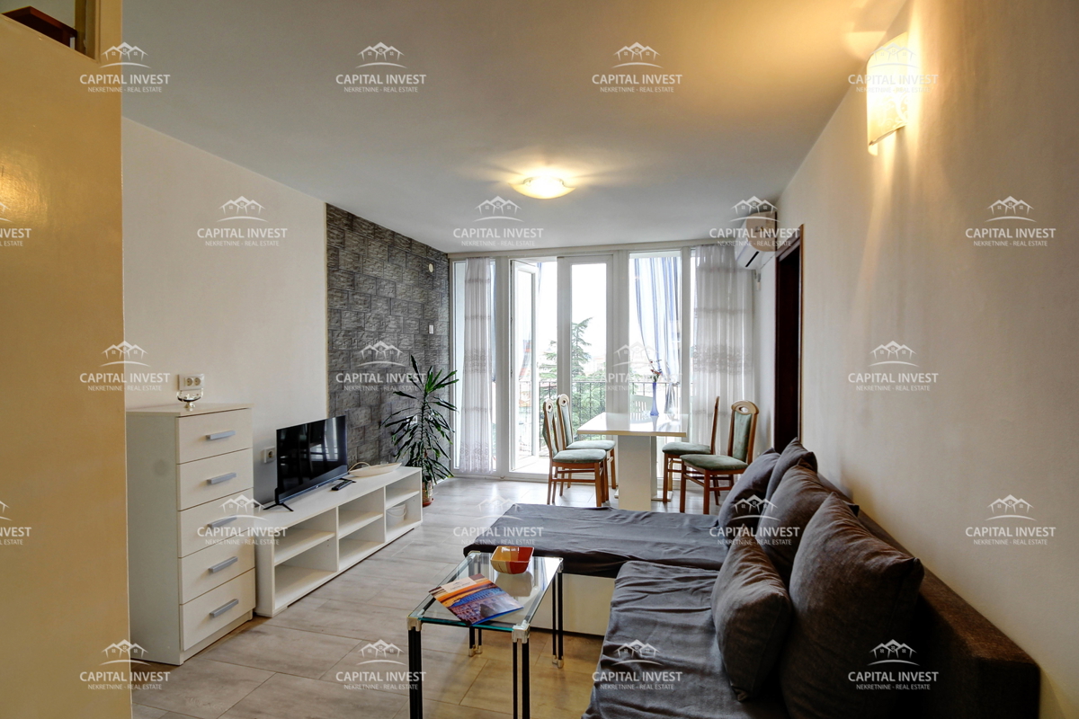 Appartamento trilocale, Centro ampio, Pola, Istria