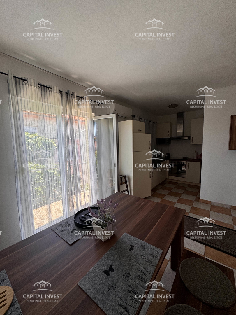 Casa, Tre appartamenti, Terrazza, Fažana, Istria