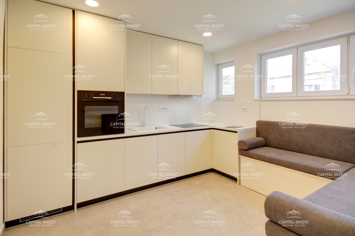 Appartamento, Trilocale, Ristrutturato, Centro, Labin, Istria