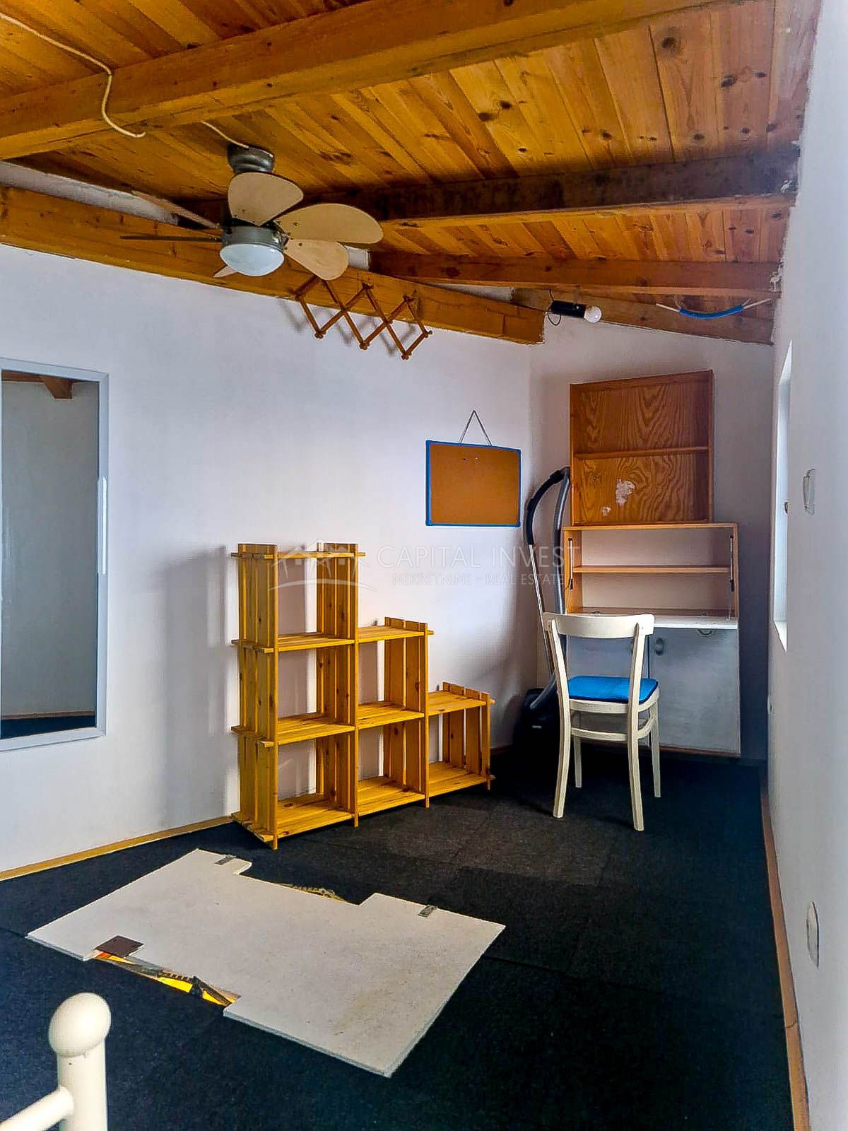 Appartamento con quattro camere da letto, appartamento separato, Pola, Centro