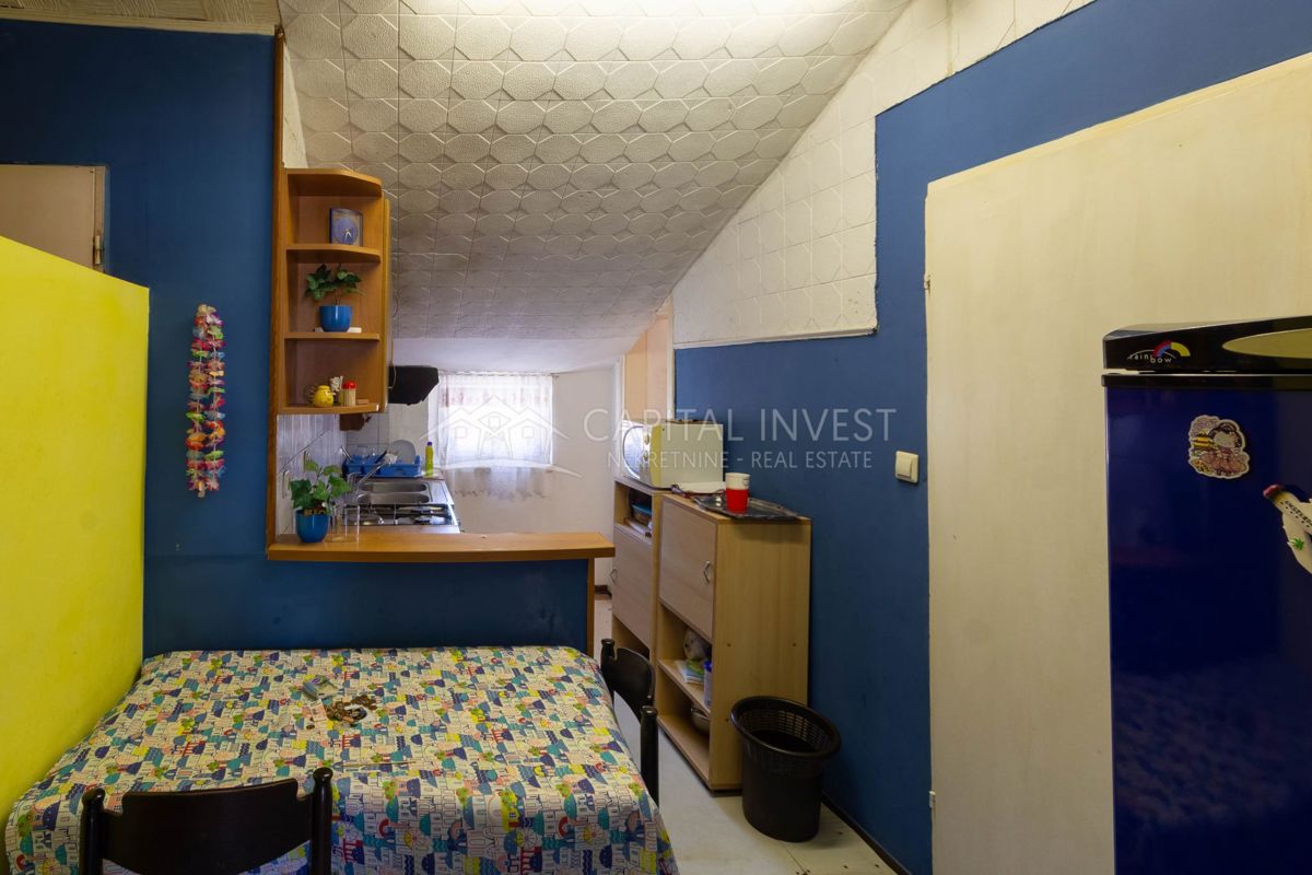 Appartamento con quattro camere da letto, appartamento separato, Pola, Centro