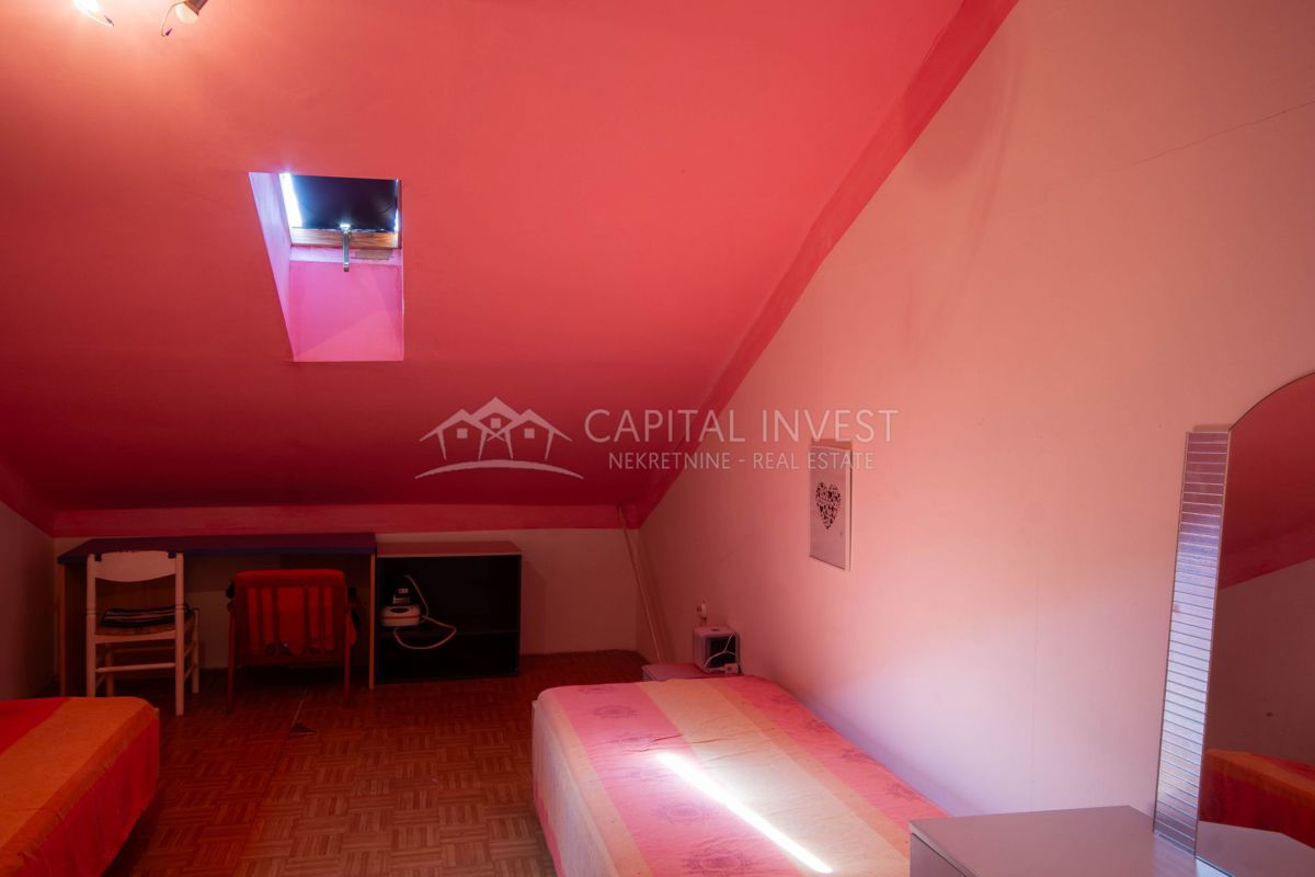 Appartamento con quattro camere da letto, appartamento separato, Pola, Centro