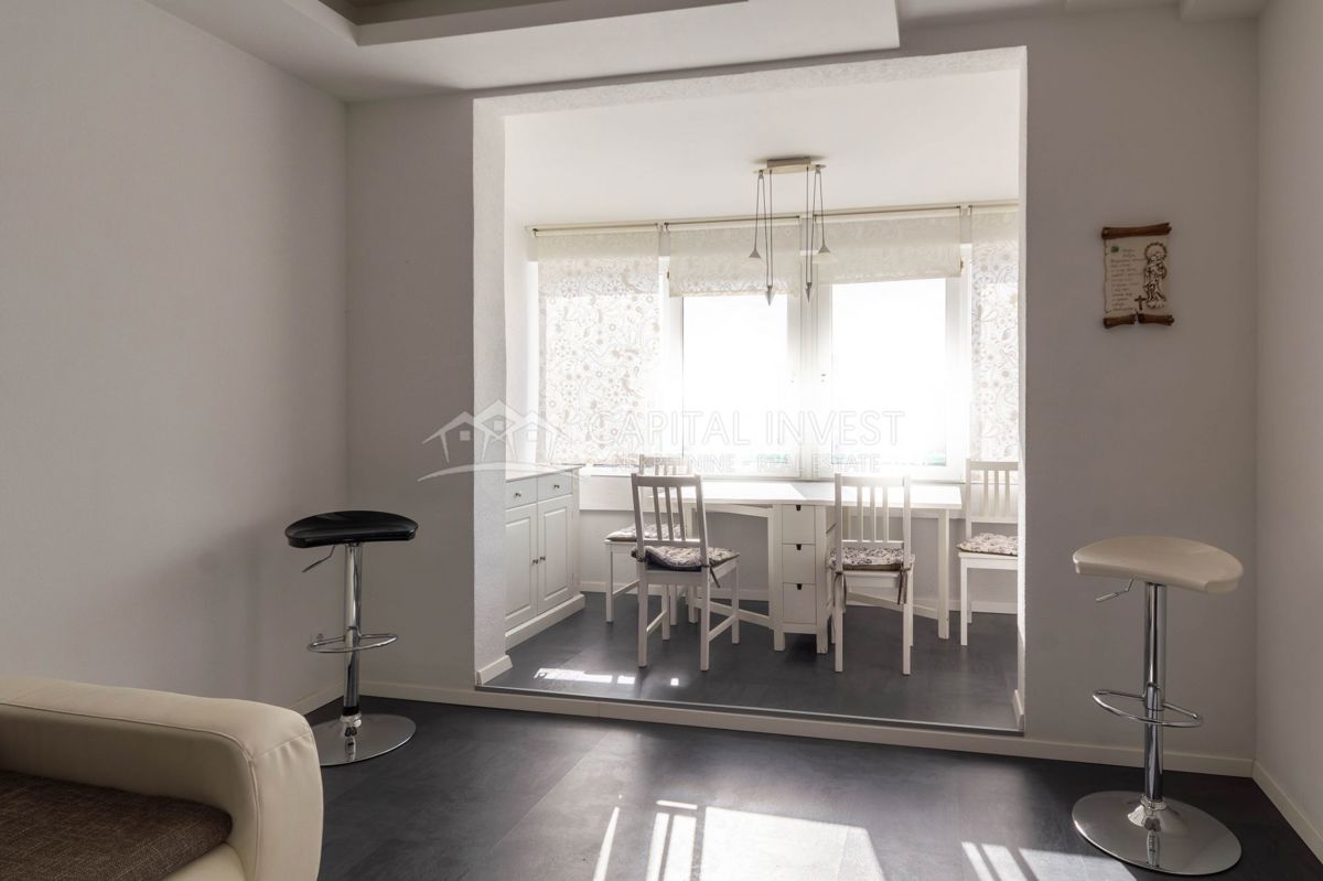 Appartamento con quattro camere da letto, Pola, Šijana