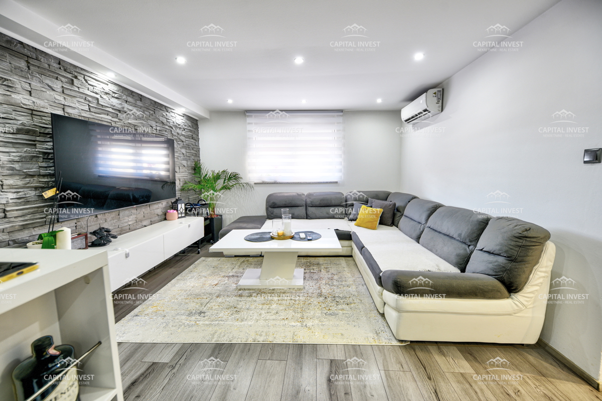 Casa a schiera in pietra, Medolino, Istria