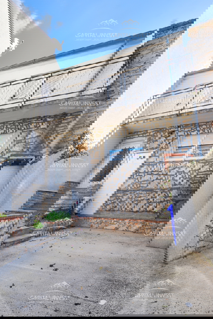 Casa a schiera in pietra, Medolino, Istria