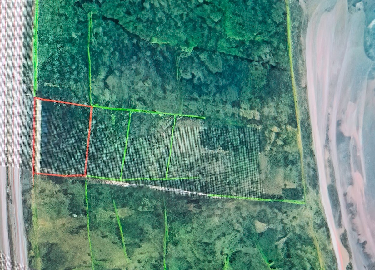 Terreno agricolo in un ambiente tranquillo – Baderna, Parenzo (9.026 m² + opzione aggiuntiva)