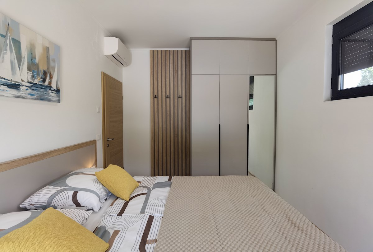 Moderna, nuova casa singola con piscina vicino a Rovigno