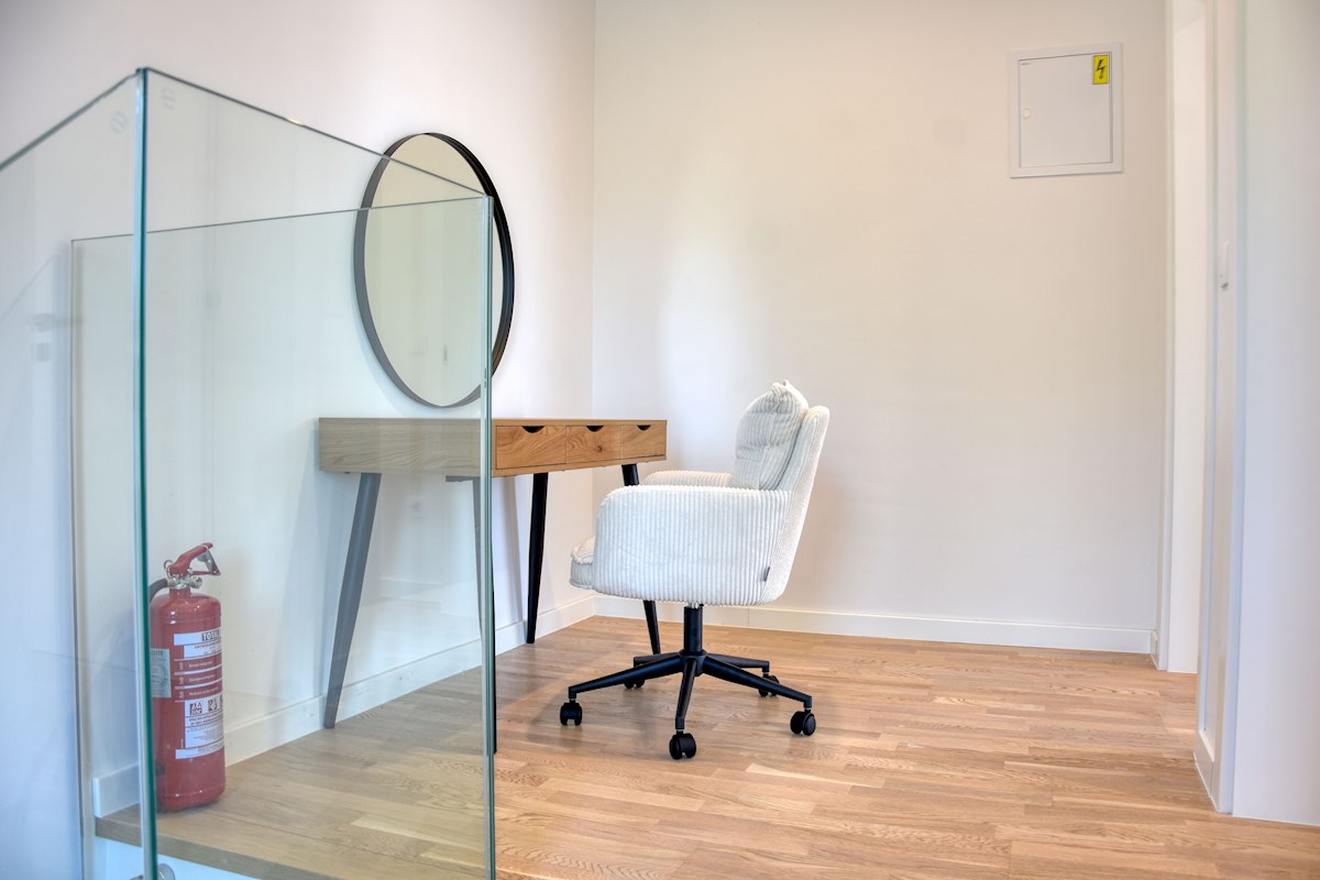 Zona Parenzo - Nuovo appartamento duplex con piscina e con vista mare