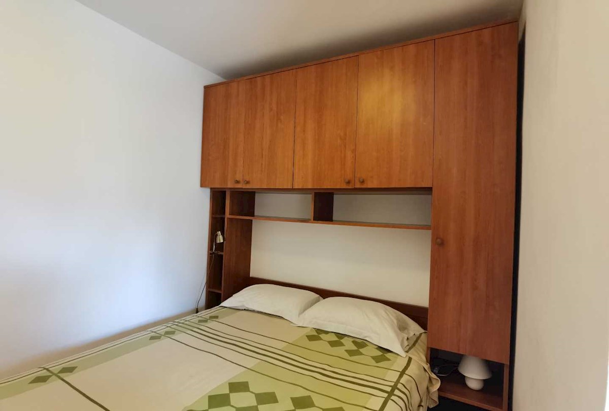 Originale e affascinante casa in pietra istriana con piscina